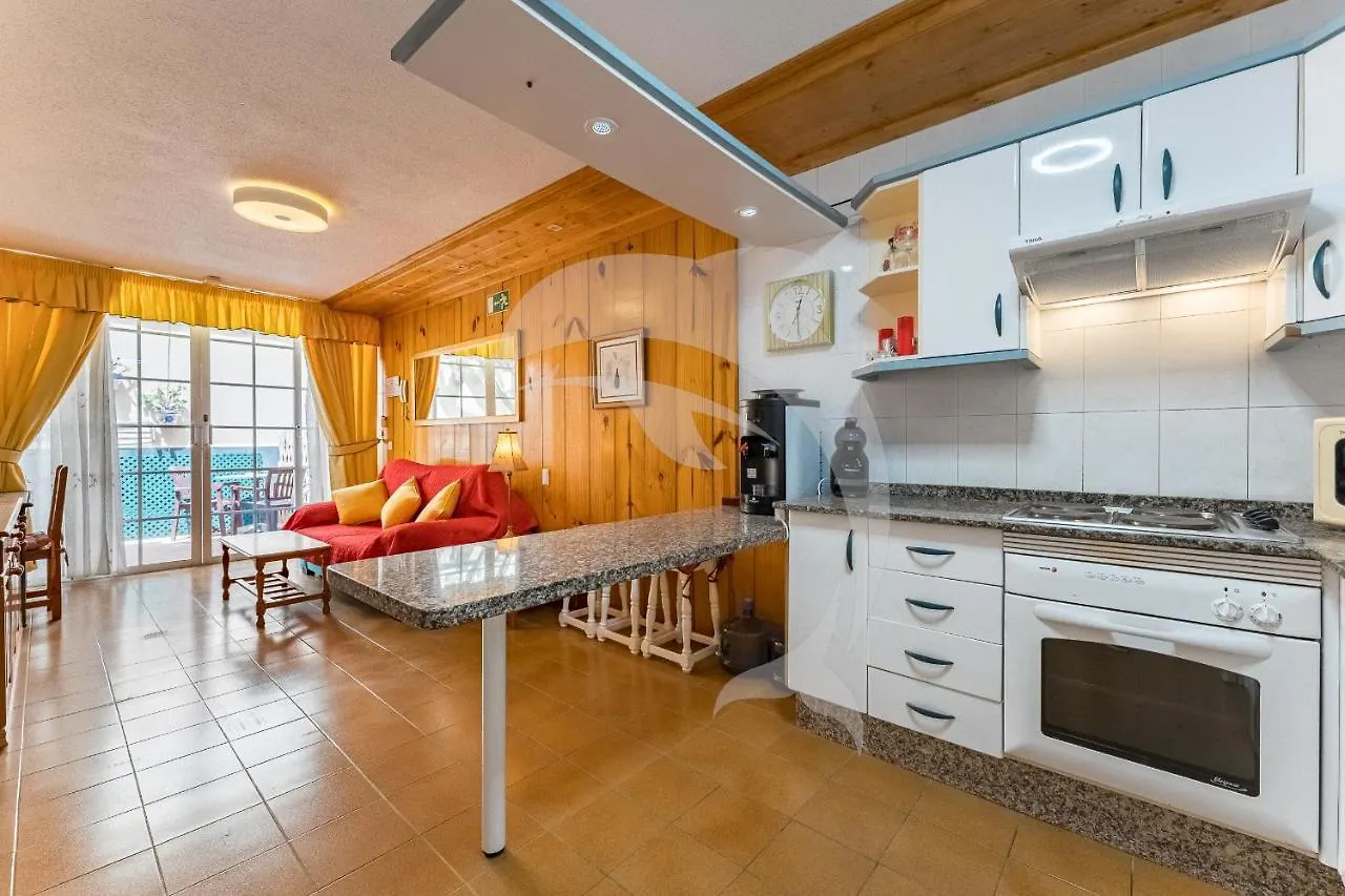 Апартаменты Apartamentos Los Delfines Эль-Медано